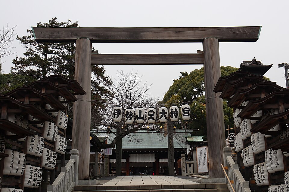 伊勢山皇大神宮の境内の様子