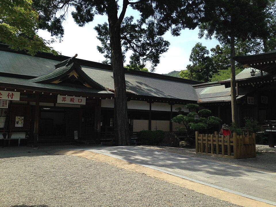 大麻比古神社の境内の様子