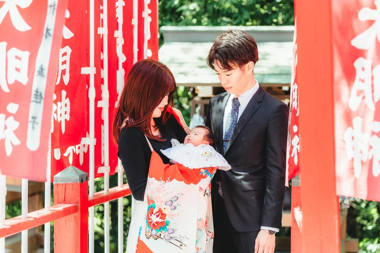熊野神社(茅ヶ崎市高田) 参道でのご夫婦のひととき(2026年4月12日・仕上がりカラー00しぜんに)