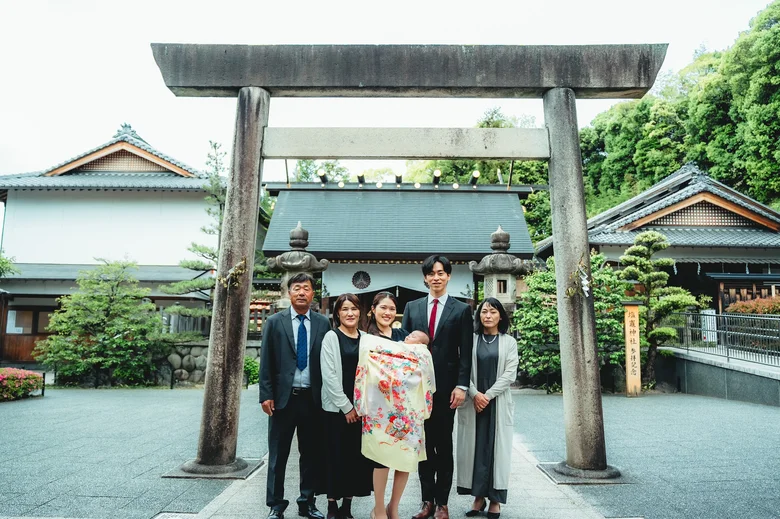 塩竈神社 三世代そろい踏みのお宮参り撮影(2026年5月12日・仕上がりカラー00しぜんに)
