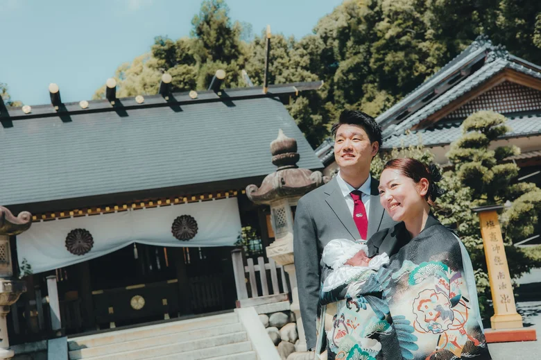 塩竈神社 夏の光と社殿と(2026年6月21日・仕上がりカラー02ふわふわ)